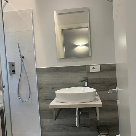 Helvetia Garibaldi Apartment